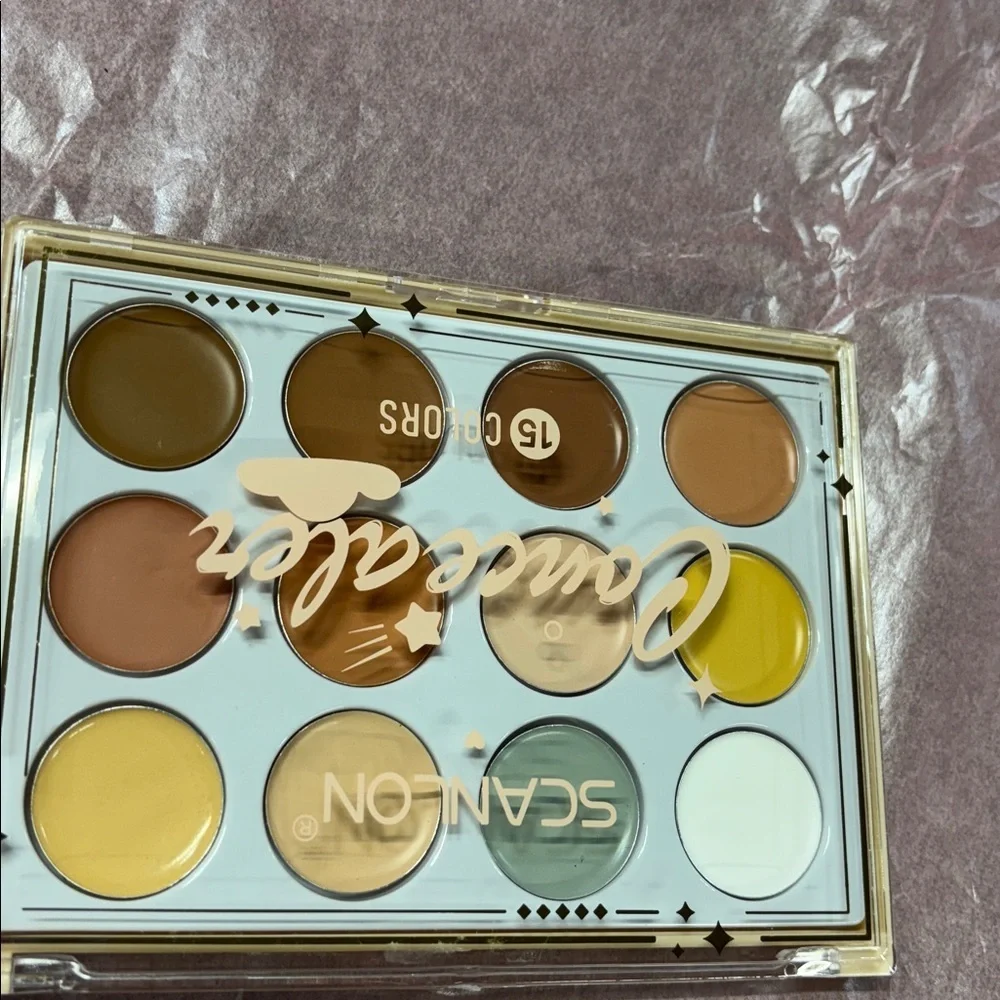 Scanlon Concealer Palette - 15 Colors pallet nwt